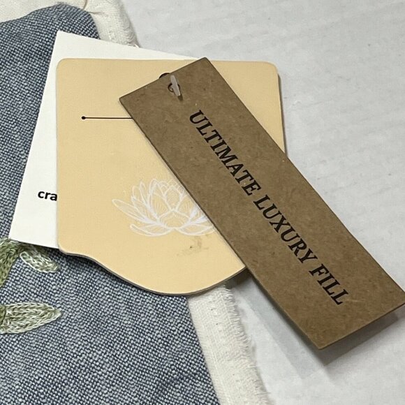 The Home Throw Pillow Covers Floral Daisy 18x18 Embroidered Textured Cotton Boho - Picture 5 of 12